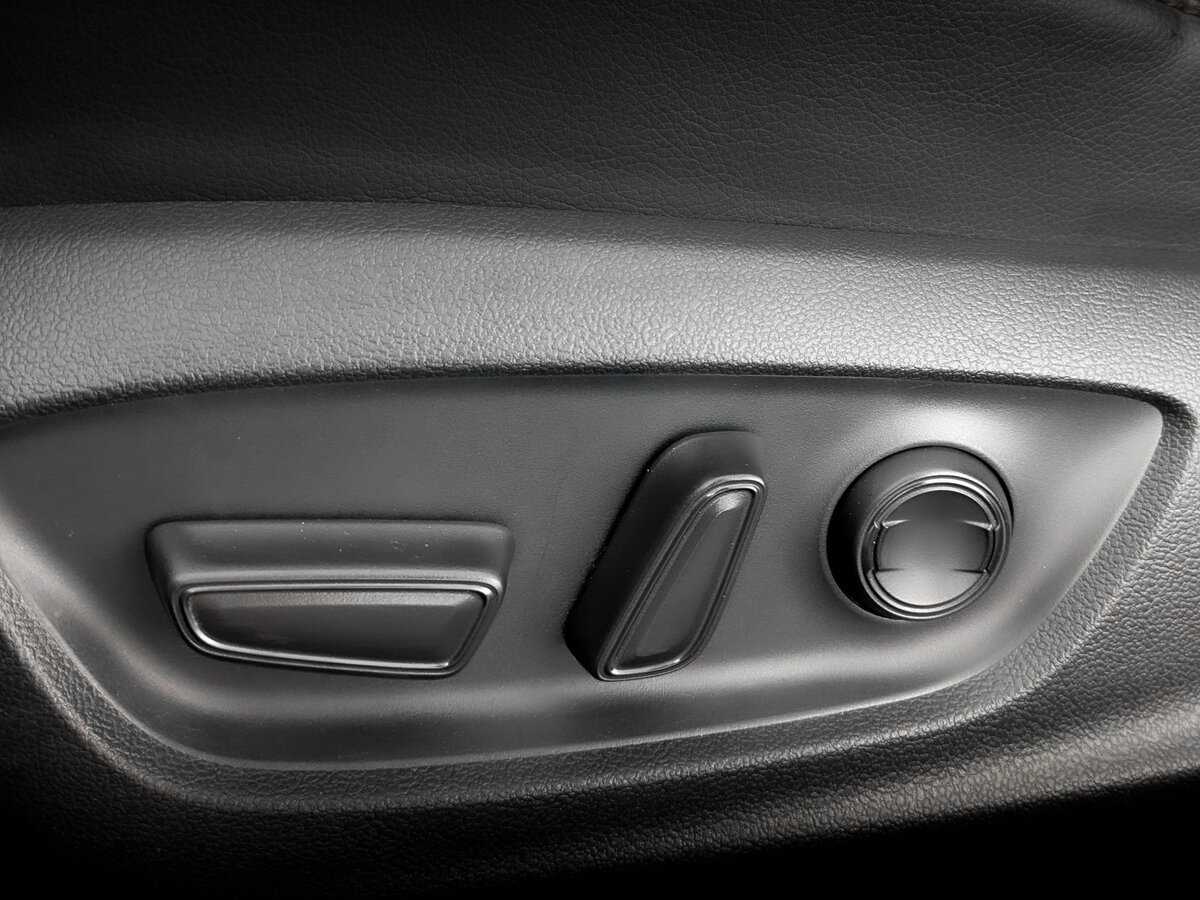 Toyota Camry 2019 года с пробегом. Фото: #17