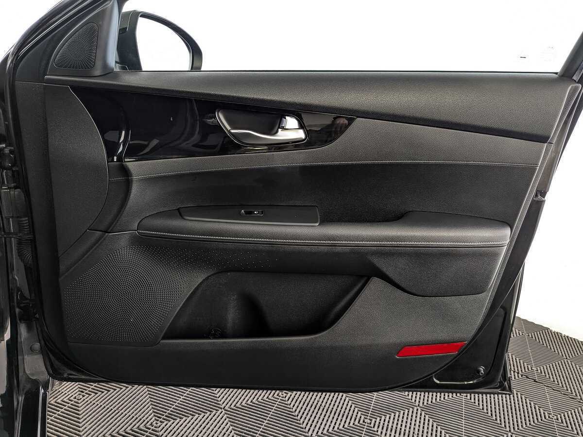 Kia Cerato 2020 года с пробегом. Фото: #23