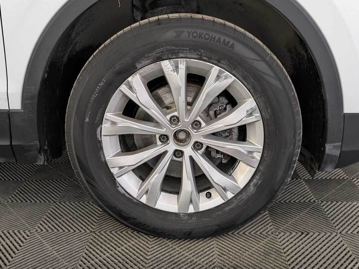Volkswagen Tiguan 2021 года с пробегом. Фото: #11