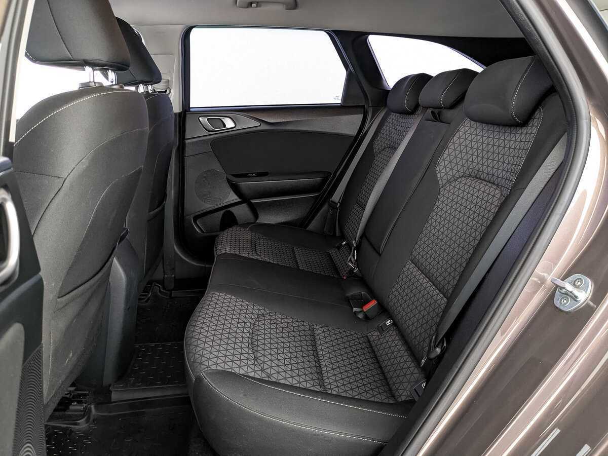 Kia Ceed 2021 года с пробегом. Фото: #17