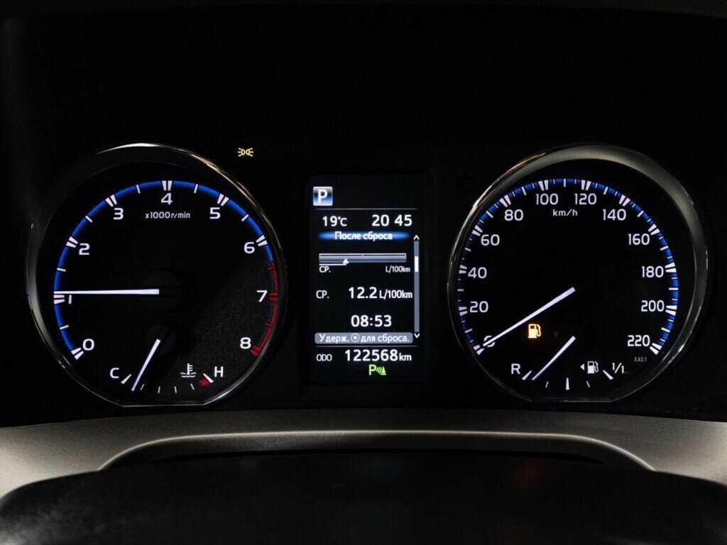 Toyota RAV4 2017 года с пробегом. Фото: #11