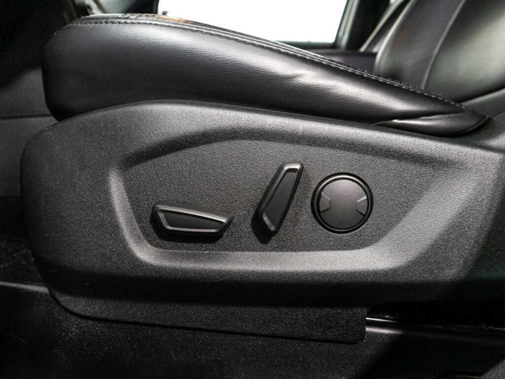 Ford Explorer 2019 года с пробегом. Фото: #15