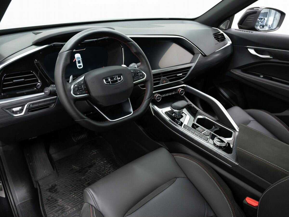 Geely Tugella 2023 года с пробегом. Фото: #7