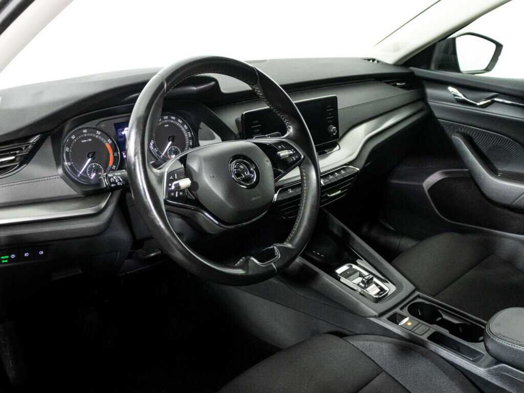 Skoda Octavia 2021 года с пробегом. Фото: #10