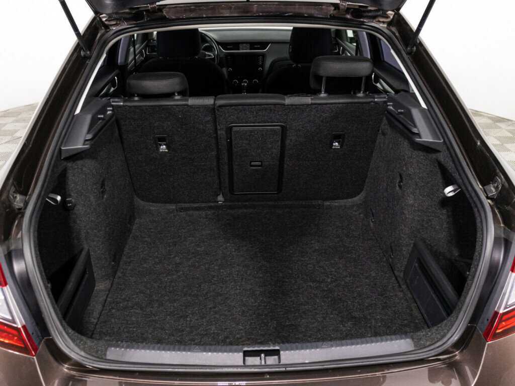 Skoda Octavia 2017 года с пробегом. Фото: #14