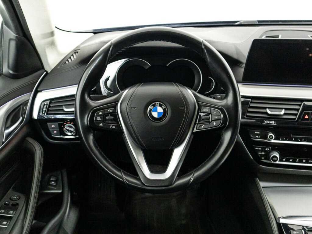BMW 5 серии 2018 года с пробегом. Фото: #22
