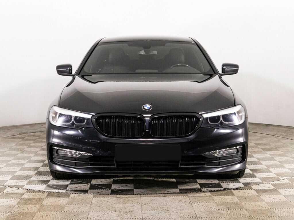 BMW 5 серии 2018 года с пробегом. Фото: #1