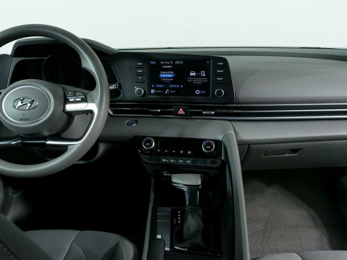 Hyundai Elantra 2021 года с пробегом. Фото: #7