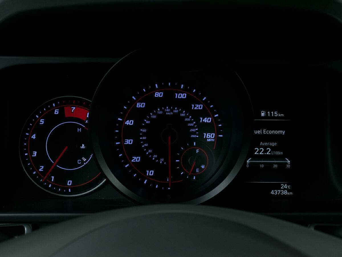 Hyundai Elantra 2021 года с пробегом. Фото: #10