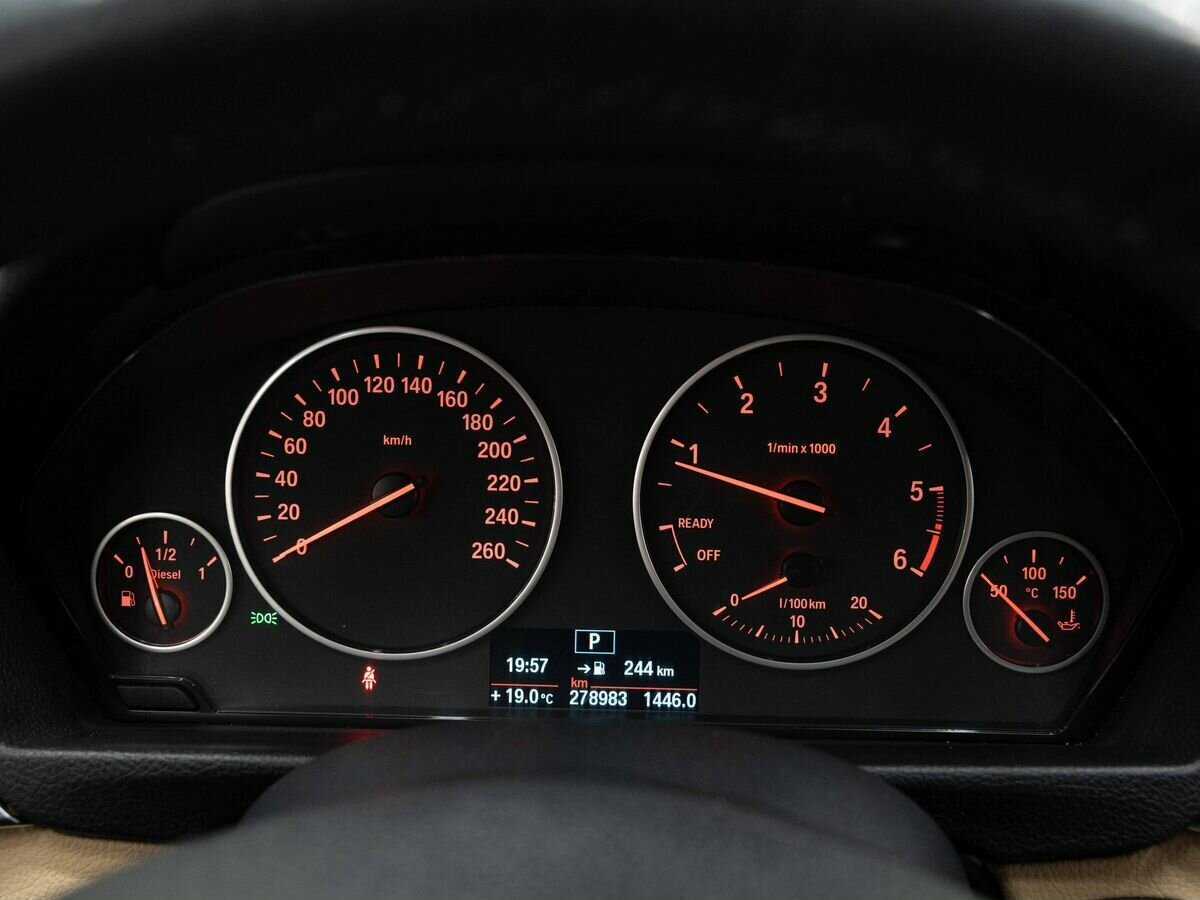 BMW 3 серии 2013 года с пробегом. Фото: #16