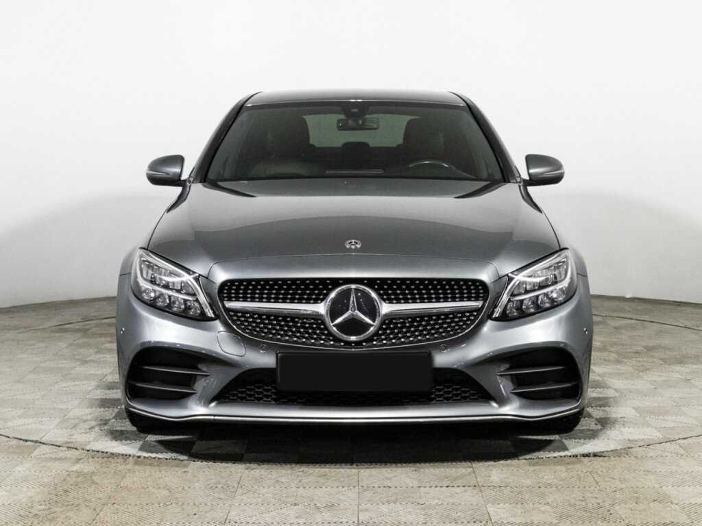 Mercedes-Benz C-Класс 2020 года с пробегом. Фото: #1