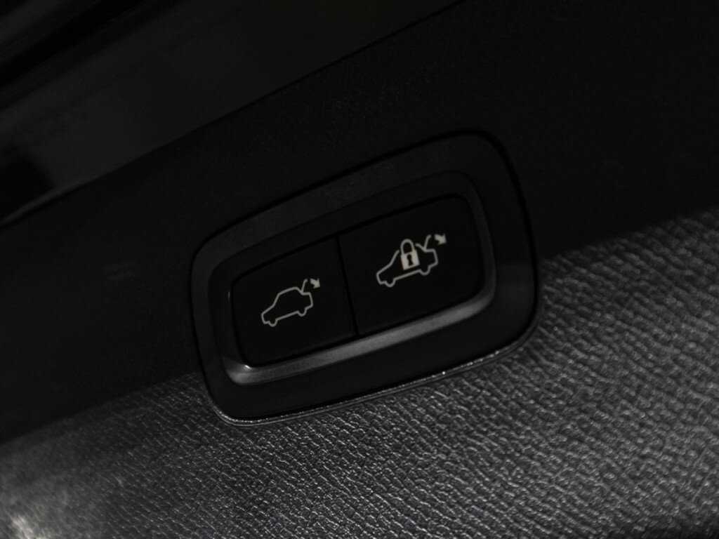 Volvo XC90 2015 года с пробегом. Фото: #13