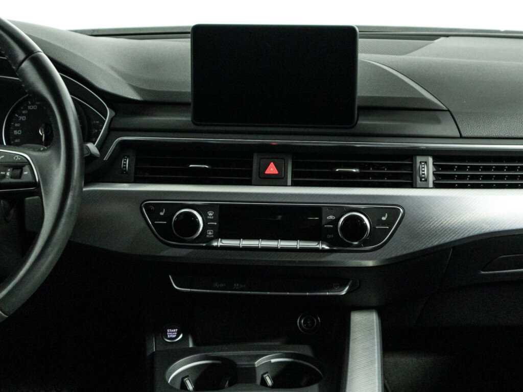 Audi A4 2019 года с пробегом. Фото: #13