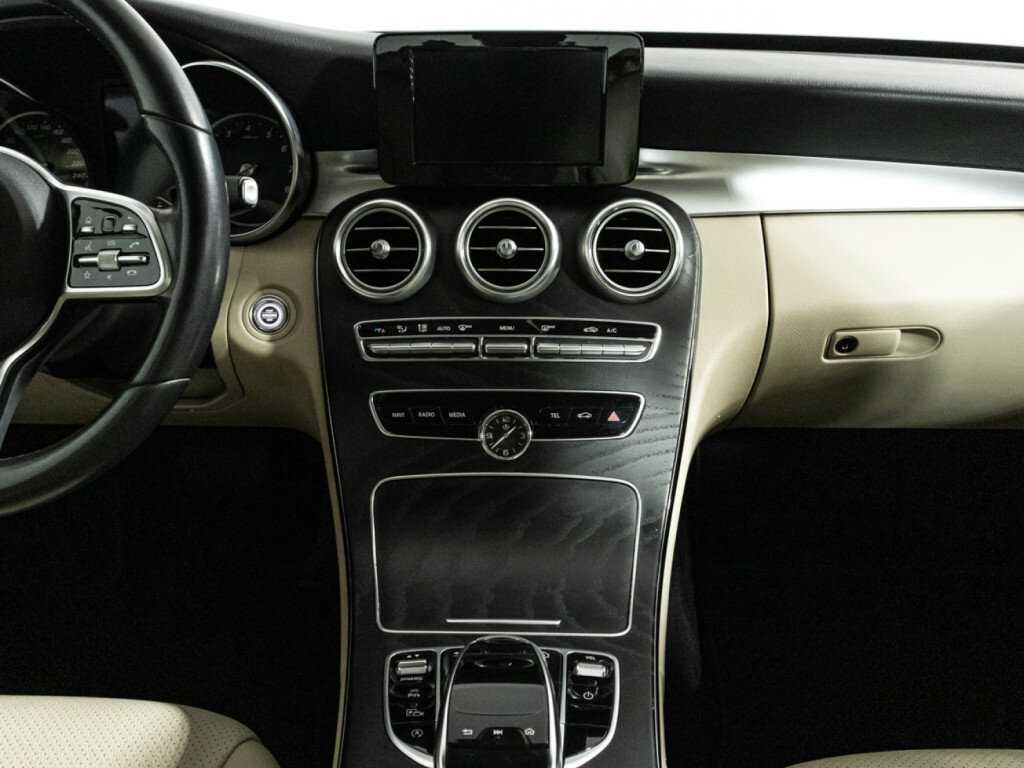 Mercedes-Benz C-Класс 2019 года с пробегом. Фото: #13