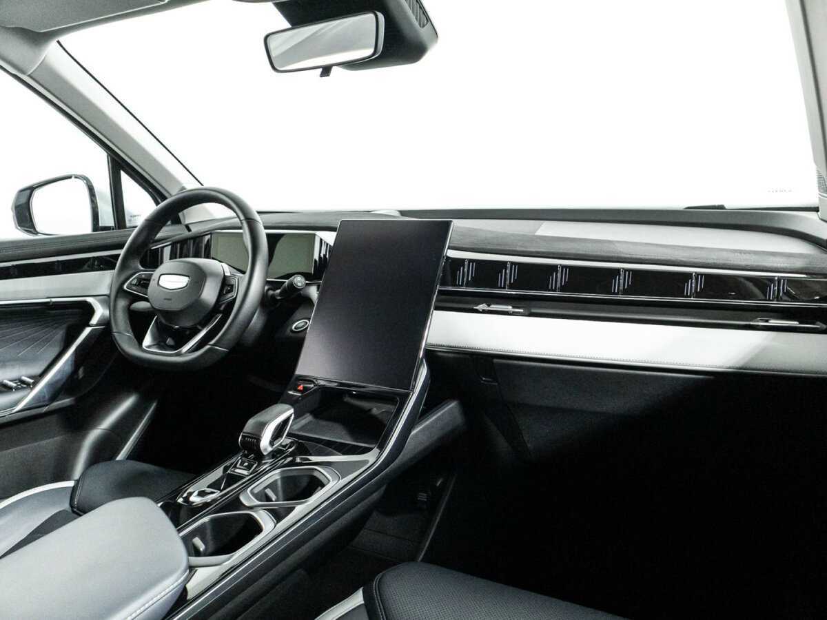 Geely Atlas 2023 года с пробегом. Фото: #8