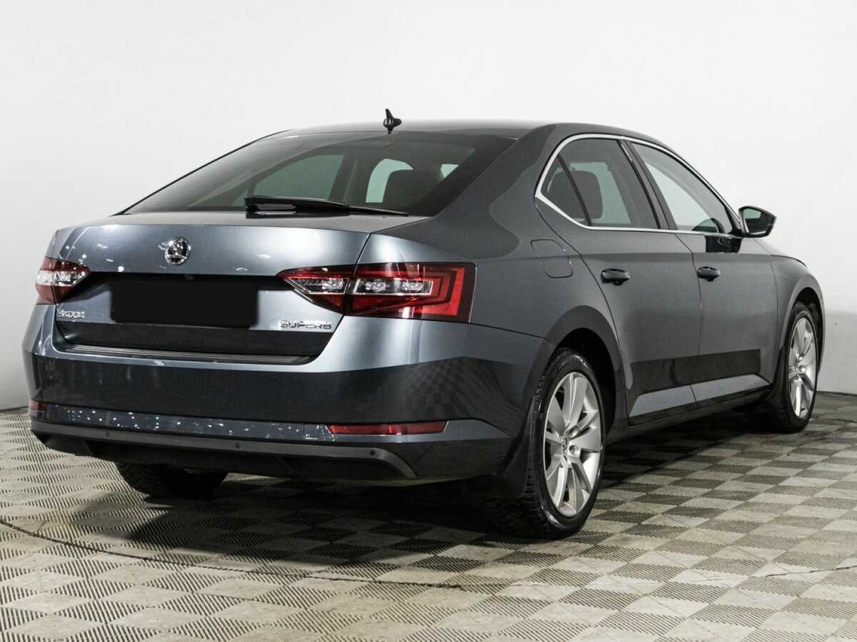 Skoda Superb 2019 года с пробегом. Фото: #4