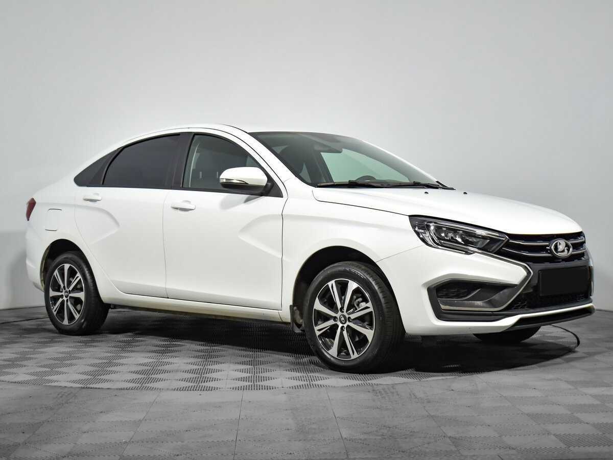 Lada (ВАЗ) Vesta 2023 года с пробегом. Фото: #2