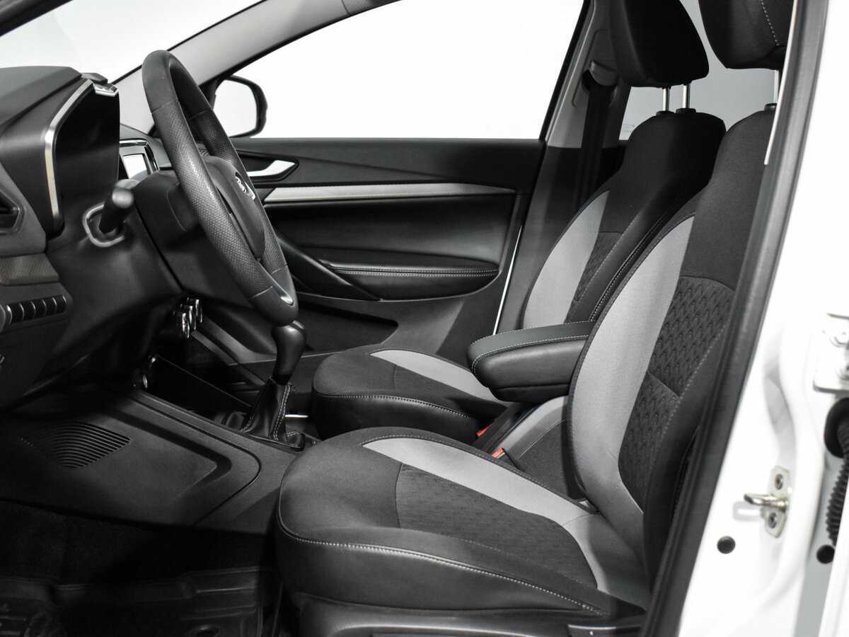 Lada (ВАЗ) Vesta 2023 года с пробегом. Фото: #9