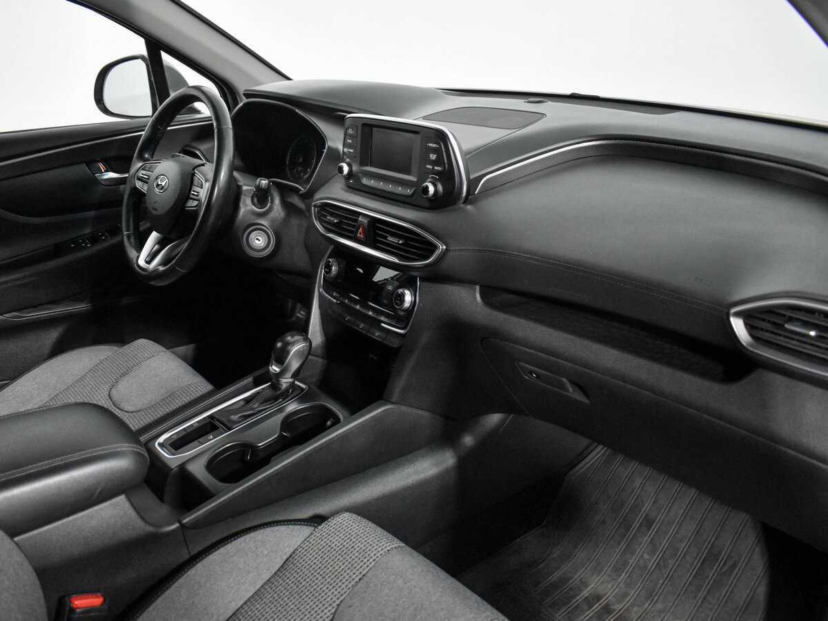 Hyundai Santa Fe 2018 года с пробегом. Фото: #11