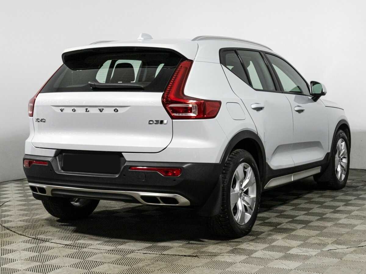 Volvo XC40 2019 года с пробегом. Фото: #4