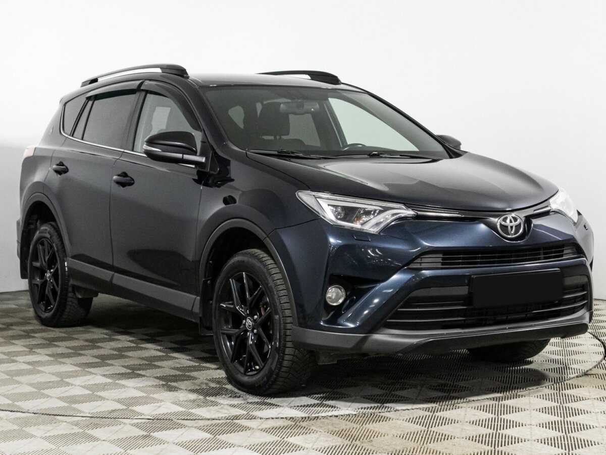 Toyota RAV4 2019 года с пробегом. Фото: #2