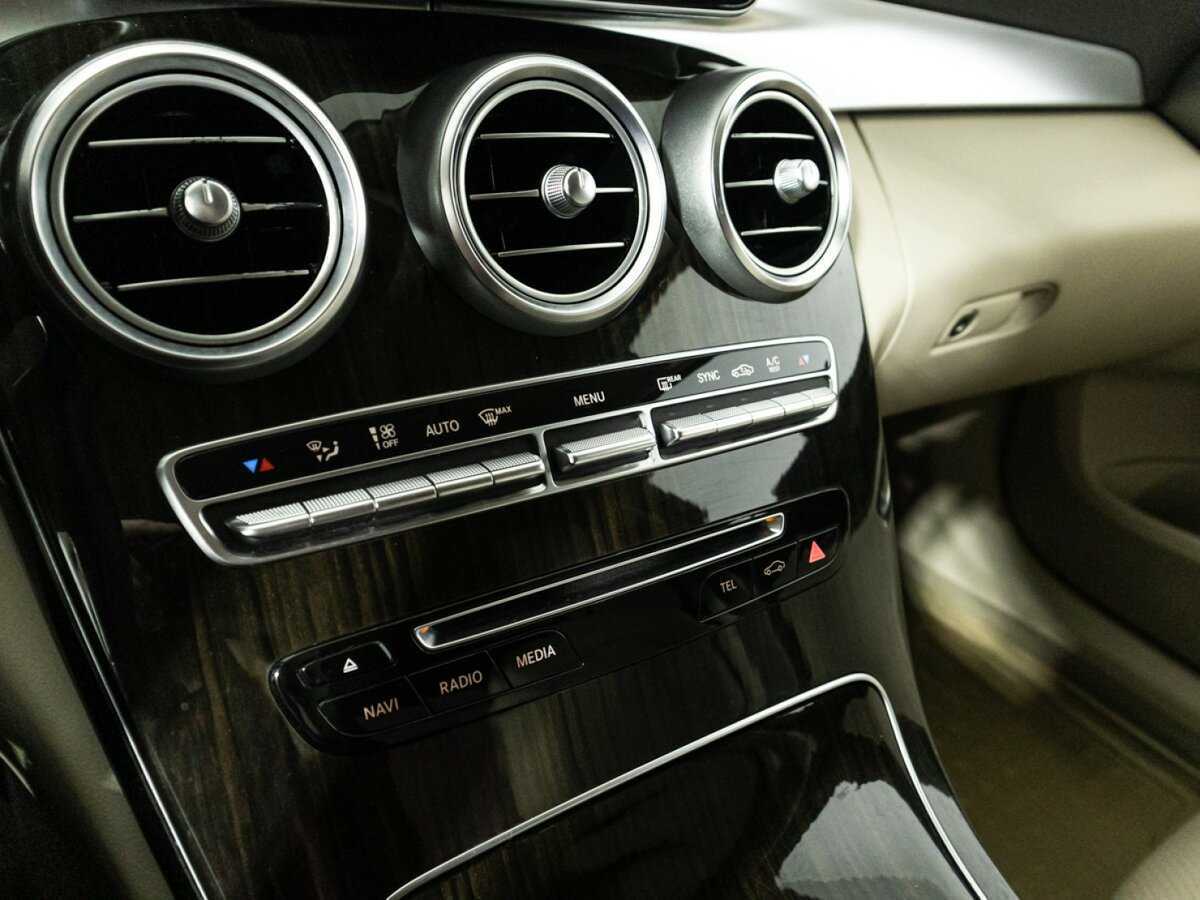 Mercedes-Benz C-Класс 2017 года с пробегом. Фото: #19