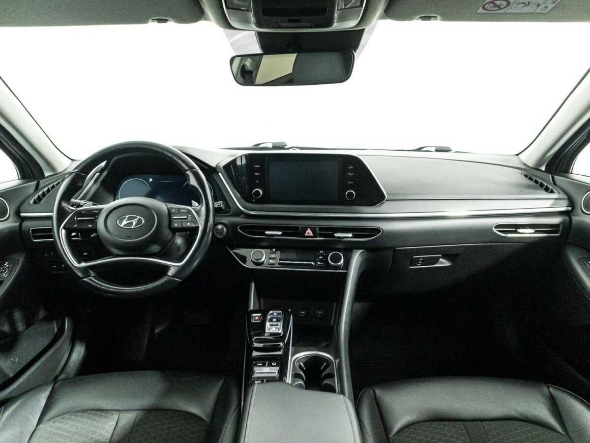 Hyundai Sonata 2020 года с пробегом. Фото: #12
