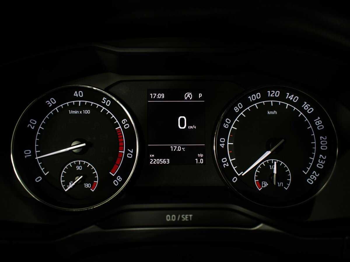 Skoda Superb 2020 года с пробегом. Фото: #11