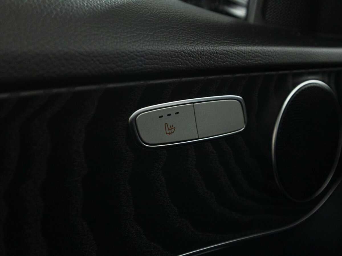 Mercedes-Benz C-Класс 2017 года с пробегом. Фото: #20