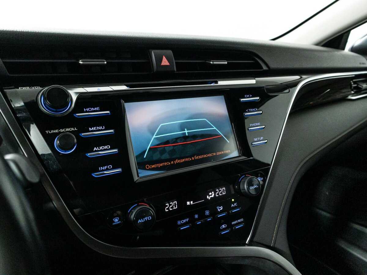 Toyota Camry 2020 года с пробегом. Фото: #15