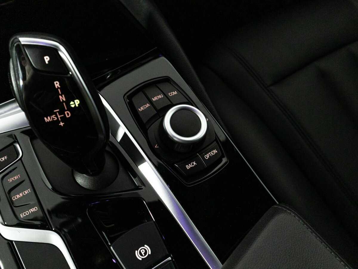 BMW 5 серии 2018 года с пробегом. Фото: #19