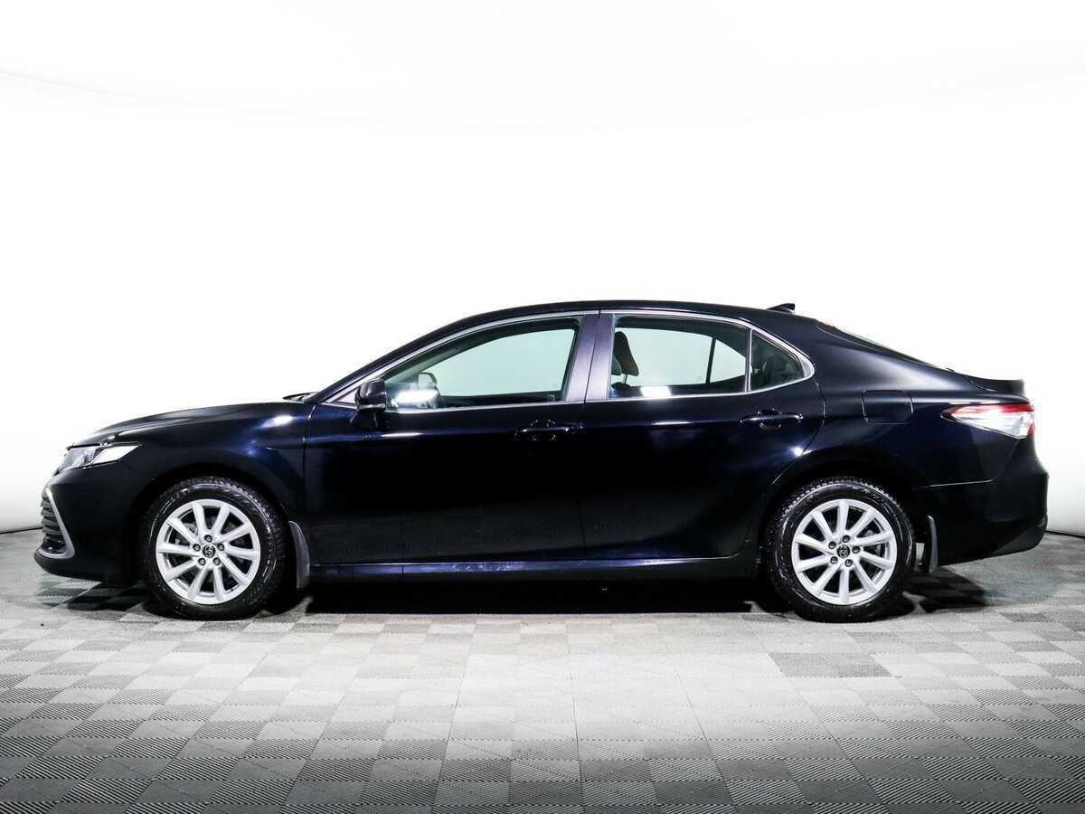 Toyota Camry 2021 года с пробегом. Фото: #4