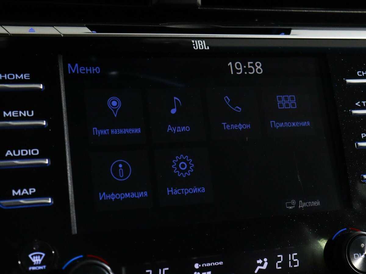 Toyota Camry 2019 года с пробегом. Фото: #18