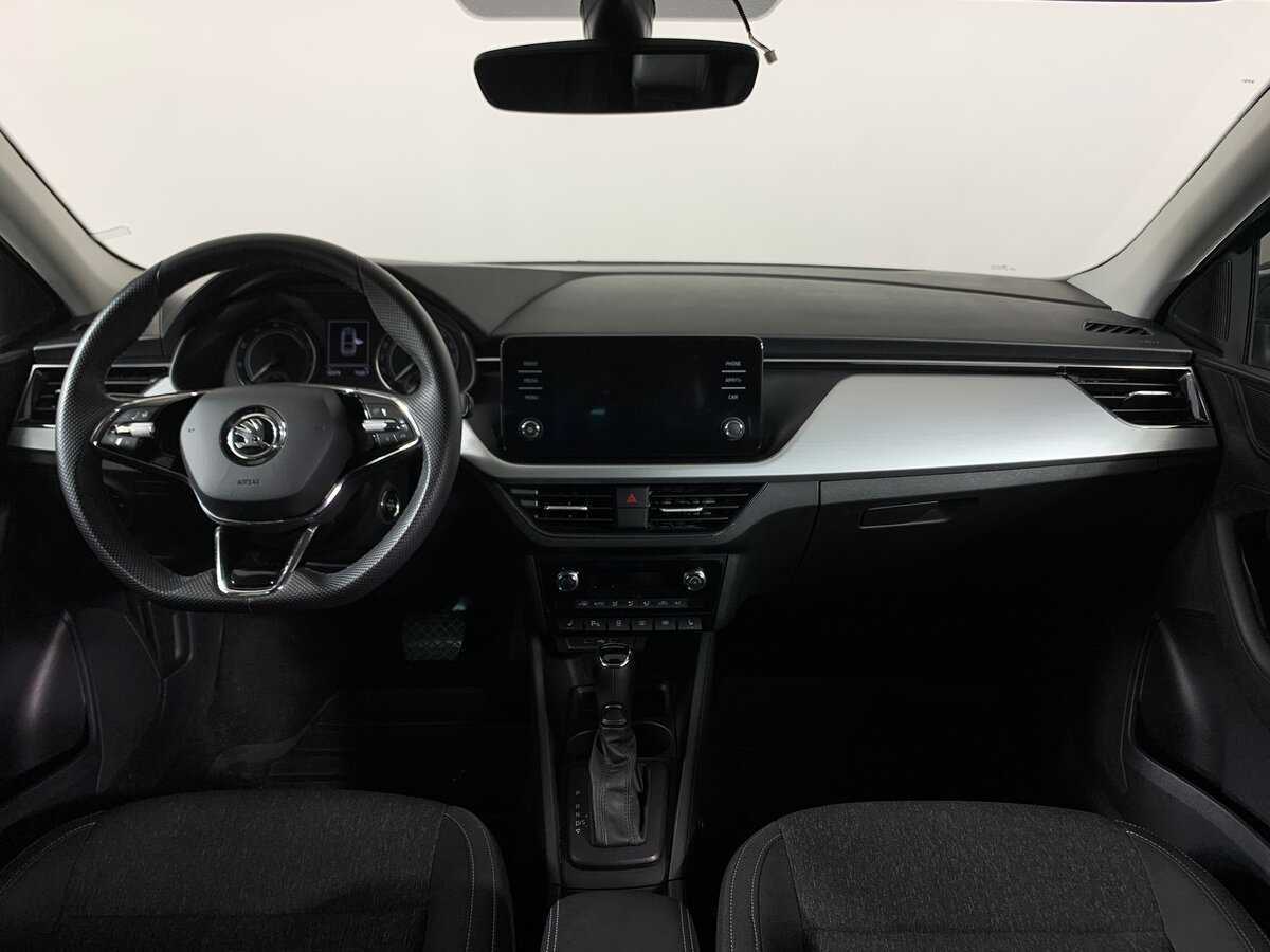 Skoda Rapid 2021 года с пробегом. Фото: #12