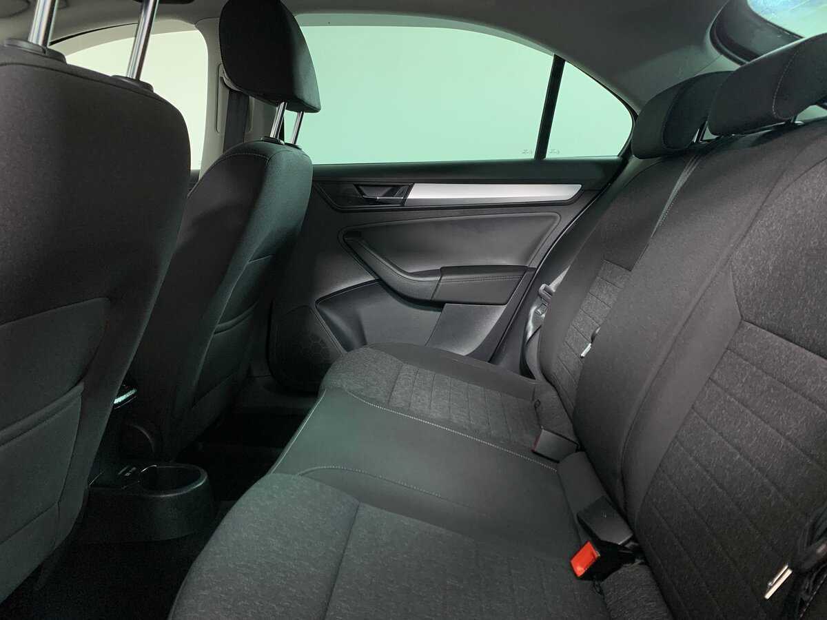 Skoda Rapid 2021 года с пробегом. Фото: #18