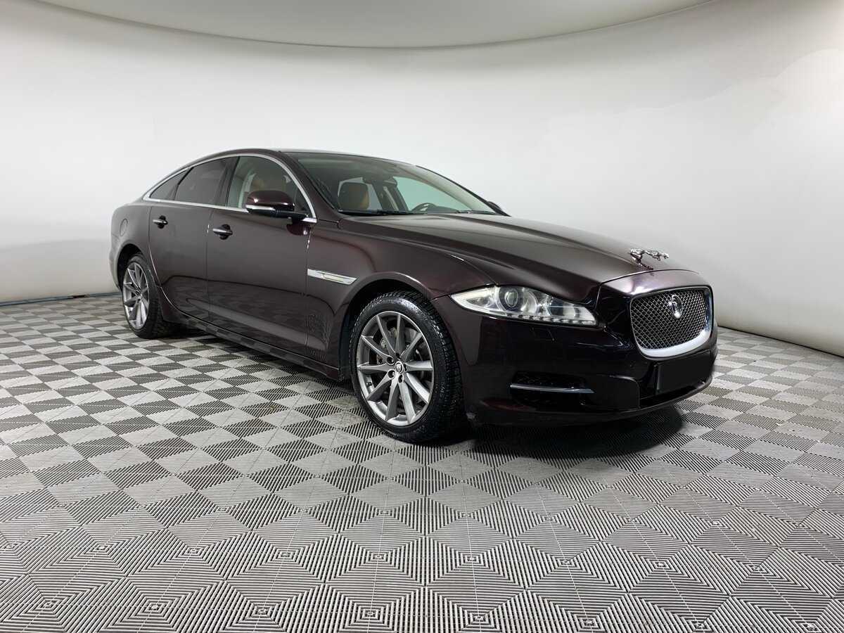 Jaguar XJ 2012 года с пробегом. Фото: #2