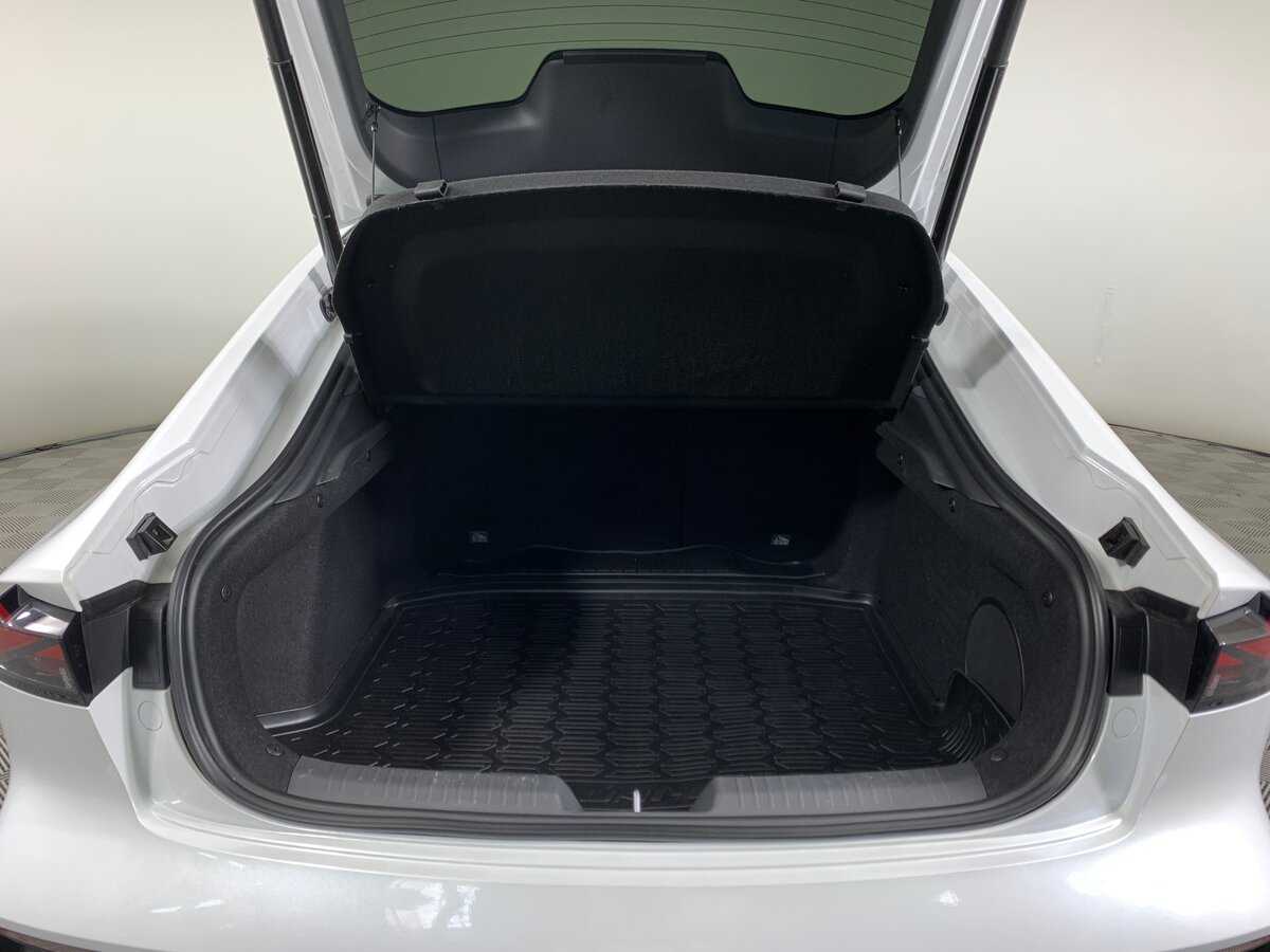 Changan UNI-V 2024 года с пробегом. Фото: #20