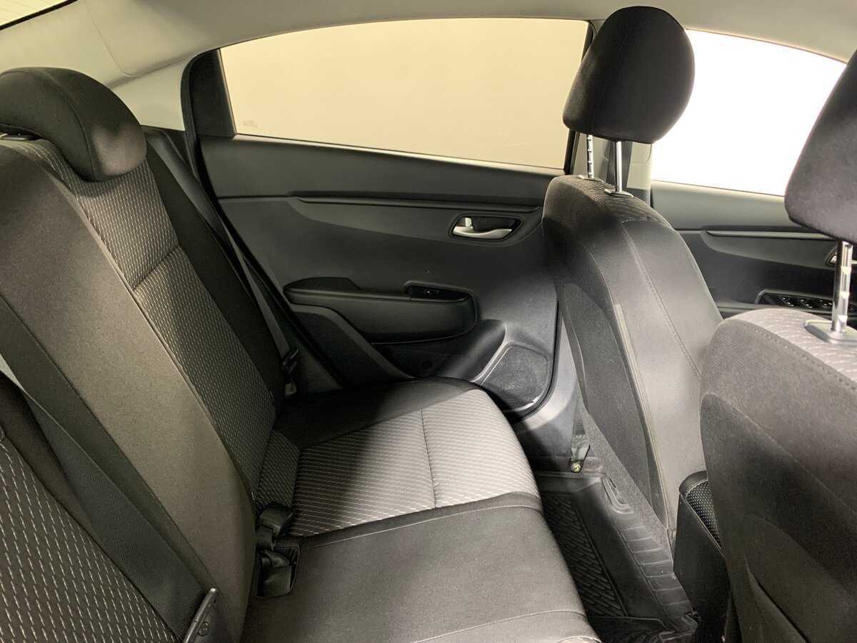 Kia Rio 2017 года с пробегом. Фото: #17