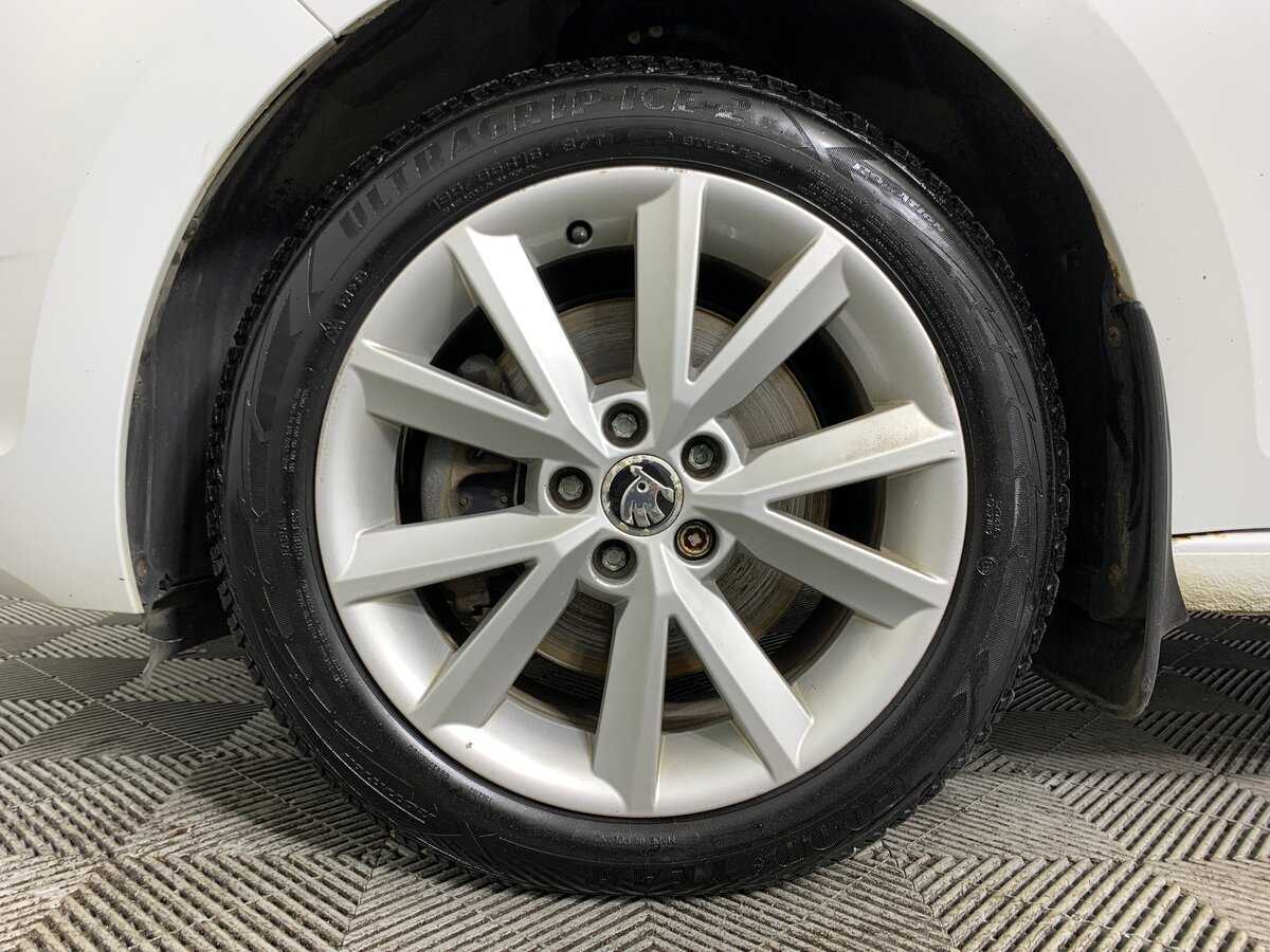 Skoda Rapid 2015 года с пробегом. Фото: #8