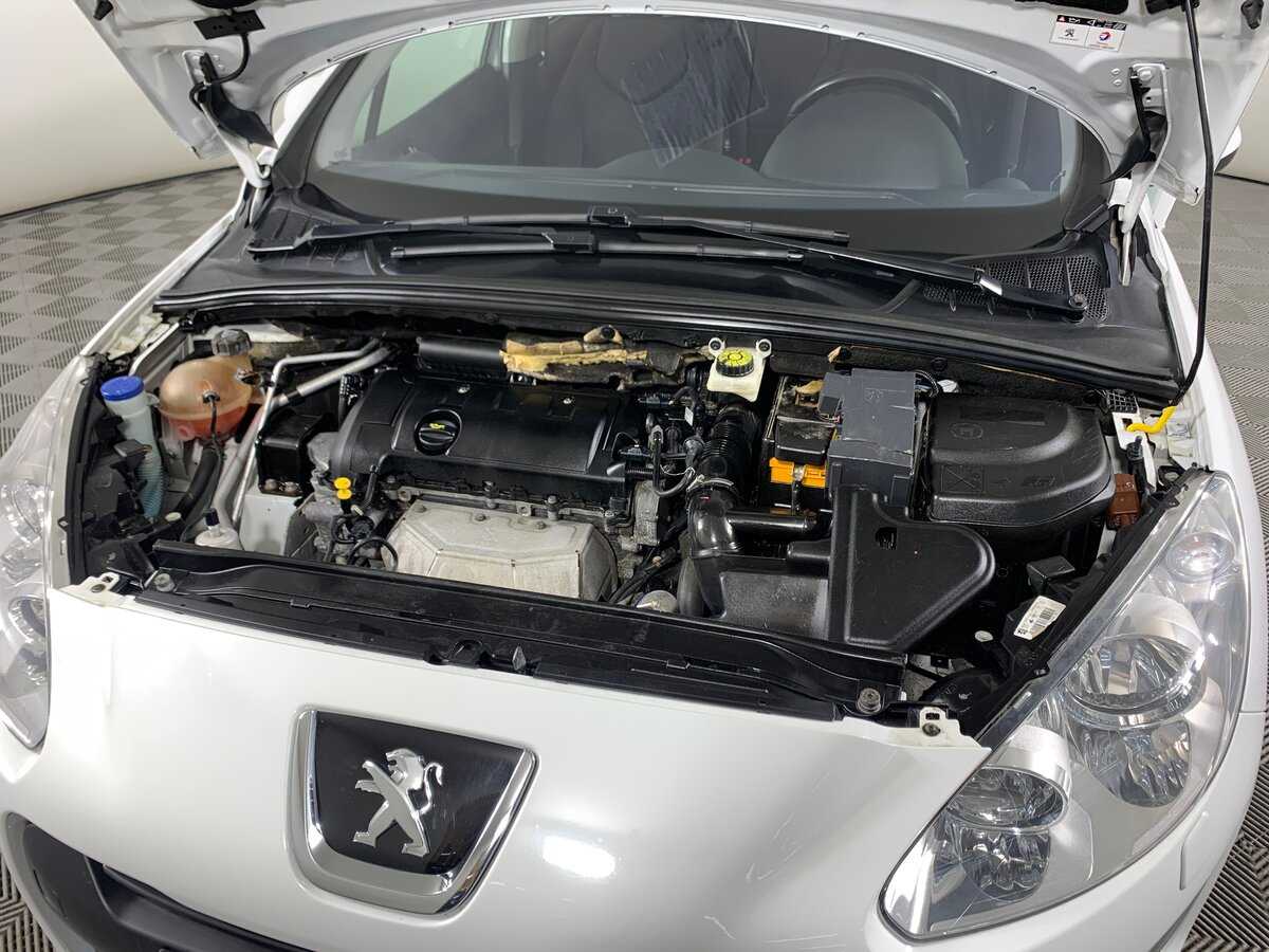 Peugeot 308 2012 года с пробегом. Фото: #10