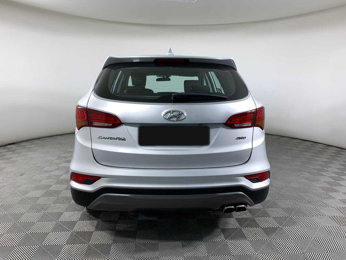 Hyundai Santa Fe 2017 года с пробегом. Фото: #5