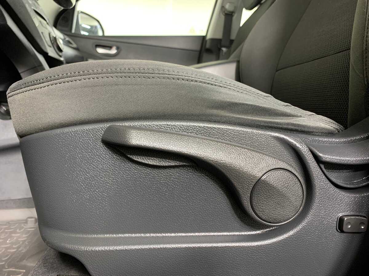 Hyundai Santa Fe 2017 года с пробегом. Фото: #13