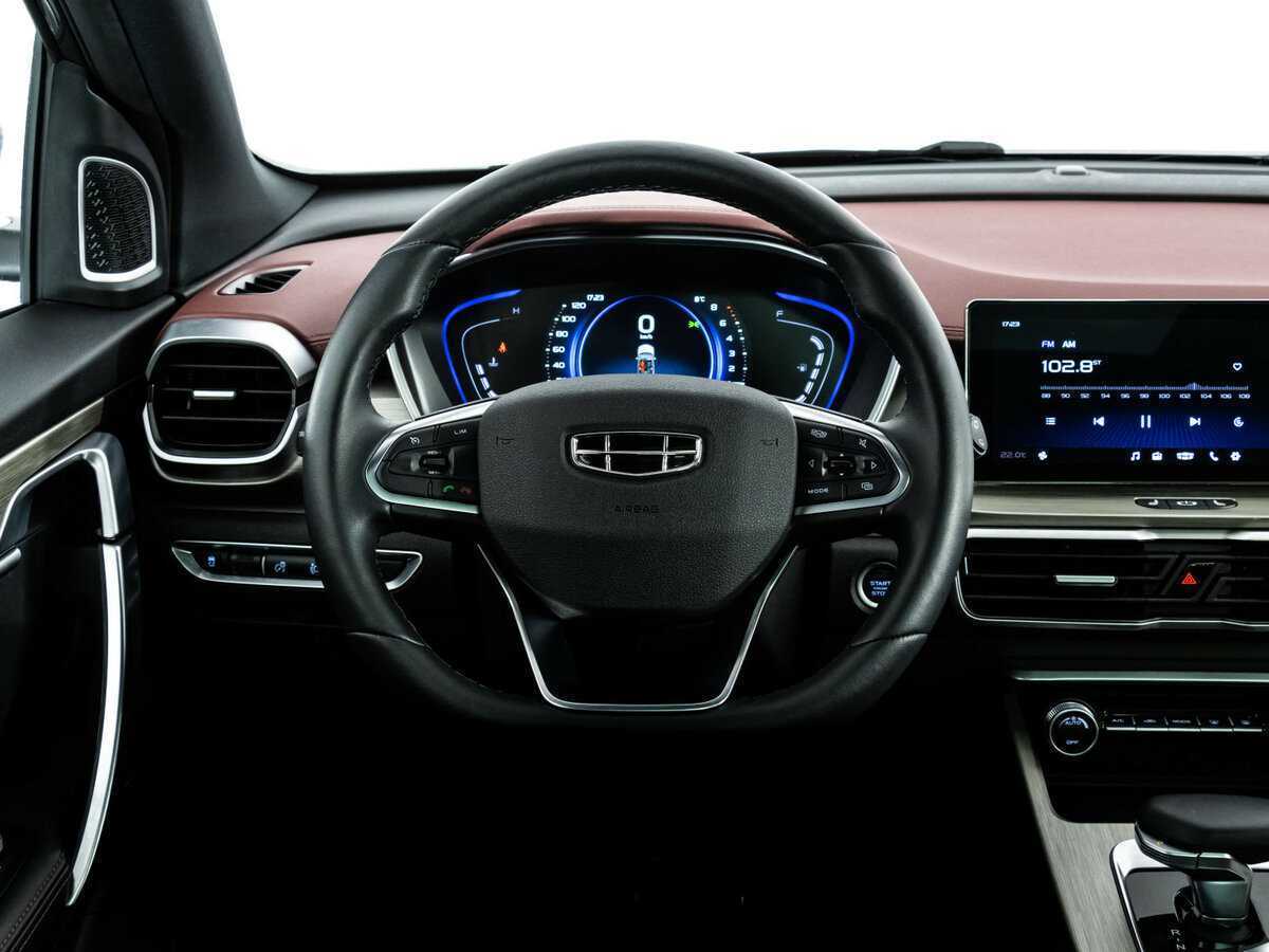 Geely Coolray 2023 года с пробегом. Фото: #7