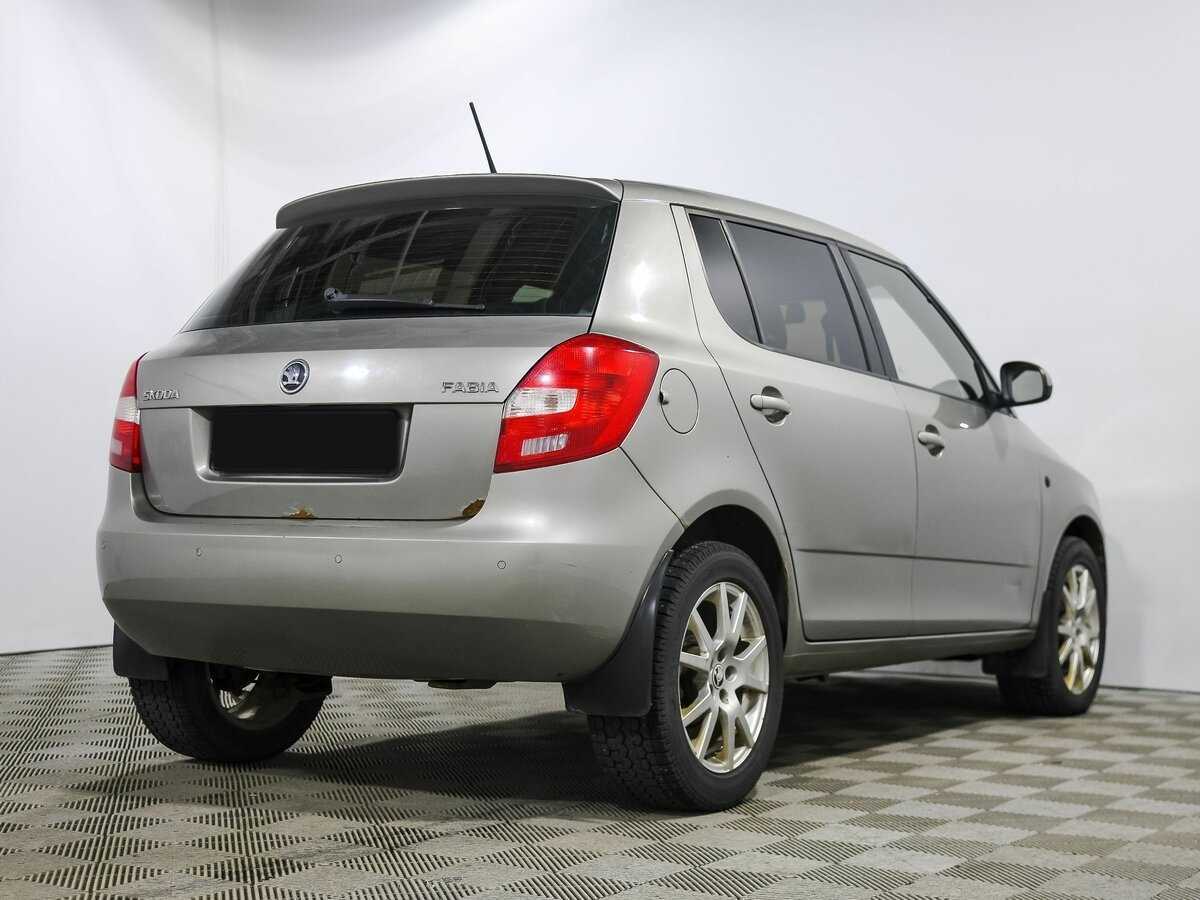 Skoda Fabia 2013 года с пробегом. Фото: #3