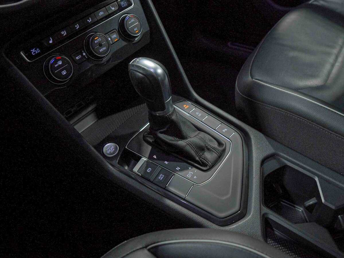 Volkswagen Tiguan 2018 года с пробегом. Фото: #9
