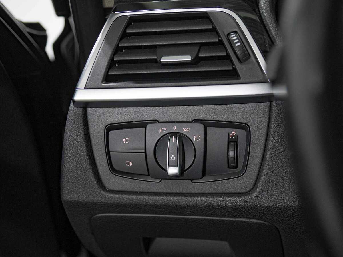 BMW 3 серии 2017 года с пробегом. Фото: #13