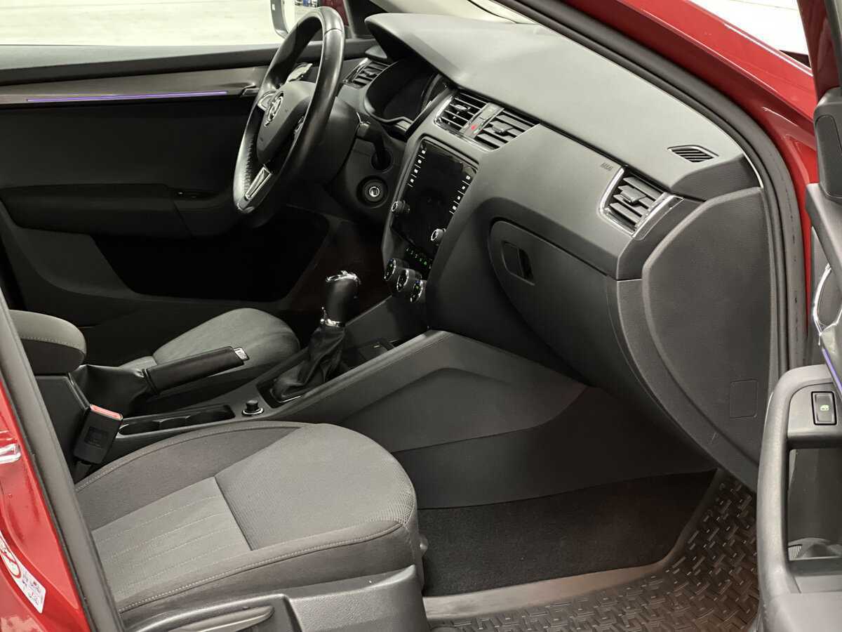 Skoda Octavia 2017 года с пробегом. Фото: #10