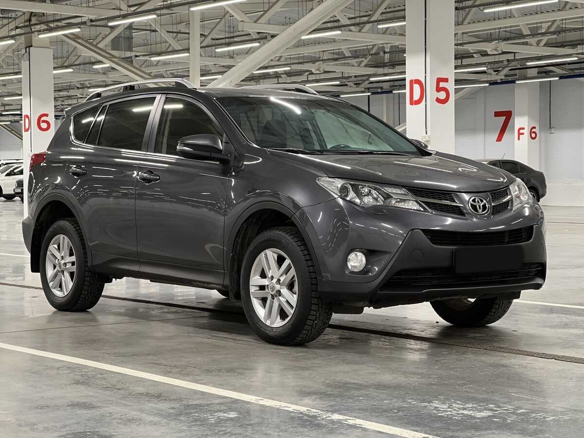 Toyota RAV4 2014 года с пробегом. Фото: #2