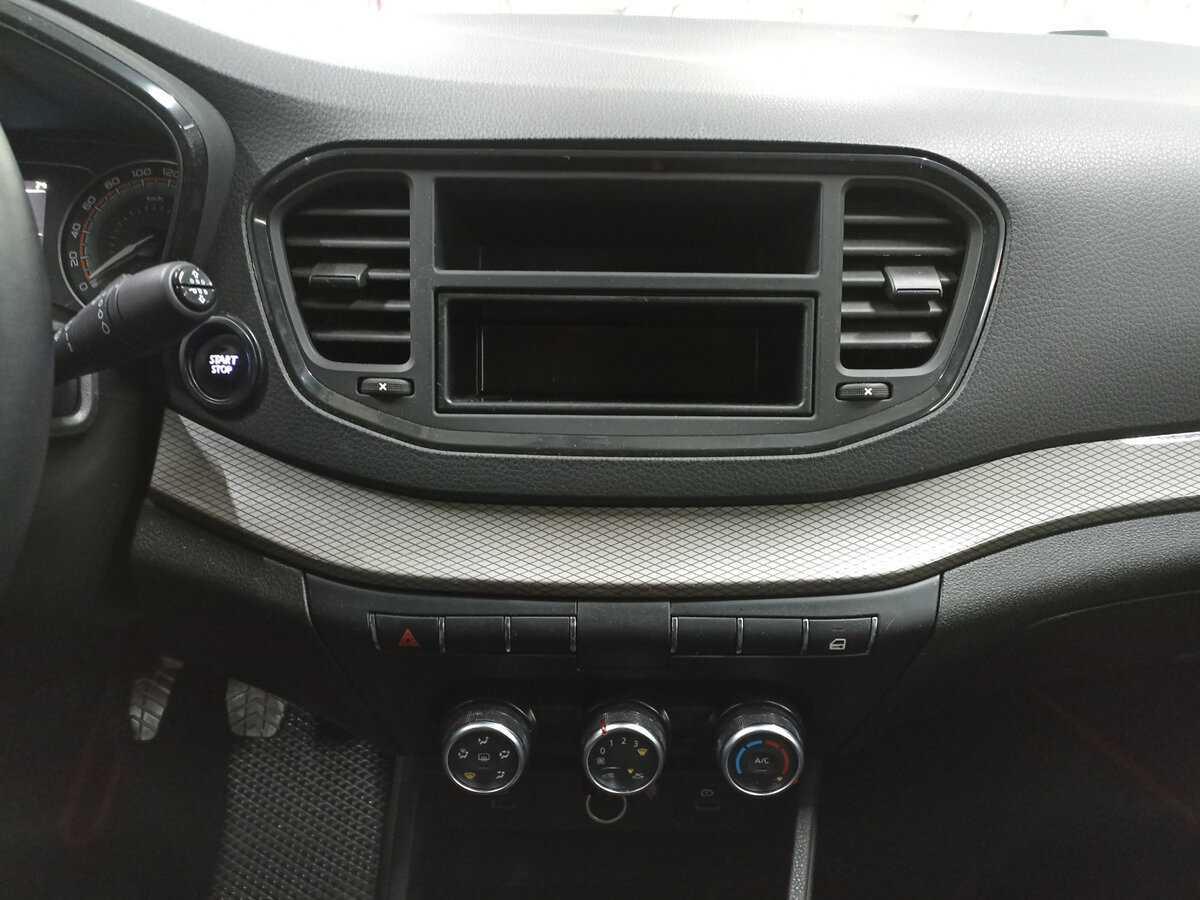 Lada (ВАЗ) Vesta 2024 года с пробегом. Фото: #14