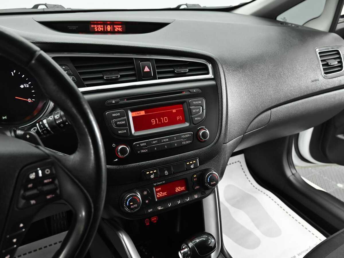 Б/У Киа Сид 2017 года. Фото: #10